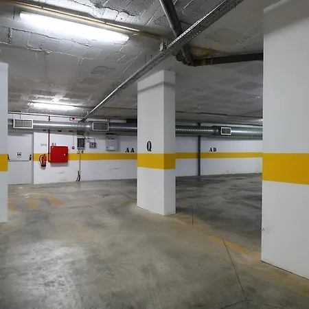 Original 3 Bedroom Downtown 아파트 알부페이라