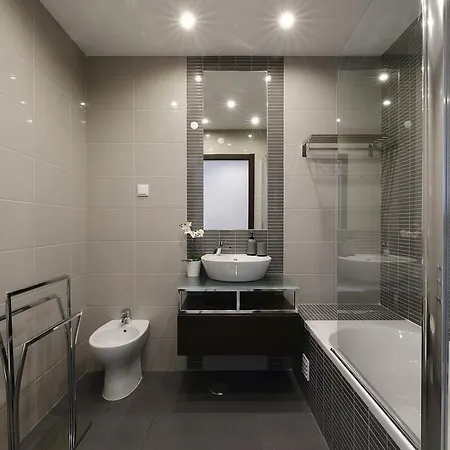 Original 3 Bedroom Downtown