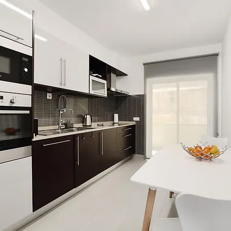 Original 3 Bedroom Downtown Apartamento