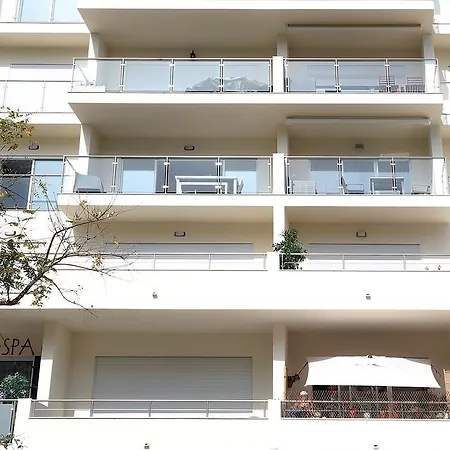 Original 3 Bedroom Downtown * 알부페이라