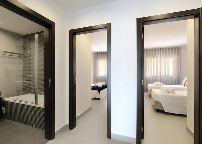 Apartamento Original 3 Bedroom Downtown *